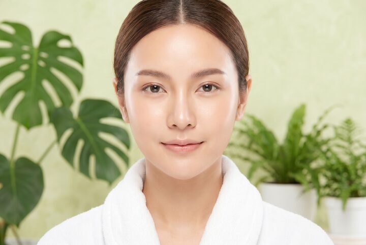탄력 있고 윤기 나는 피부의 콜라겐 콘셉트 (AI 생성 예시 이미지)